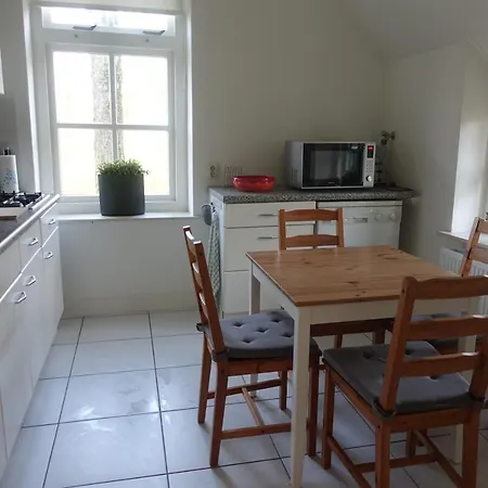 Magnificent In Holland 4a & 2c *